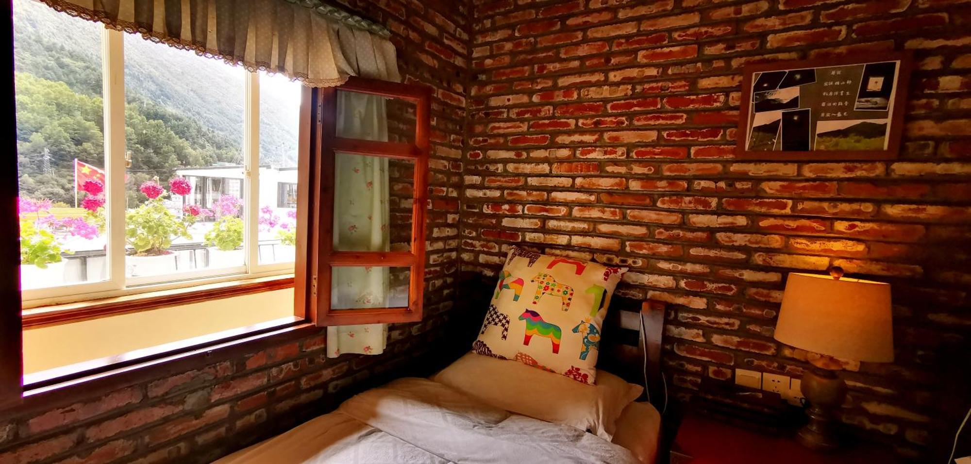 Kangding Guozhuang Nan Wu Hao Boutique Inn Экстерьер фото