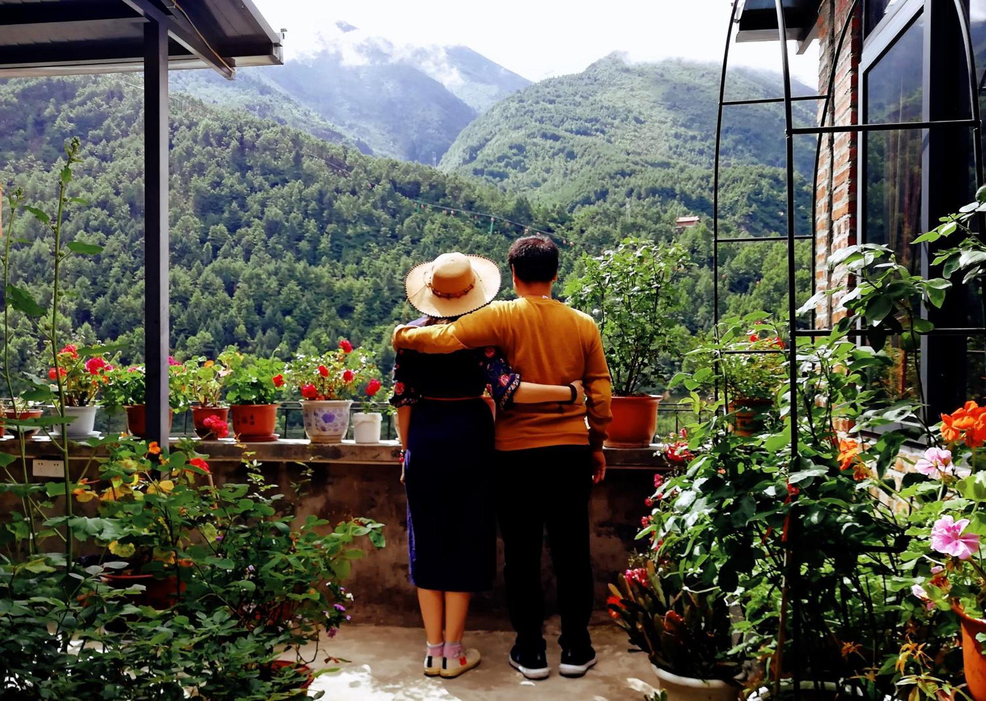Kangding Guozhuang Nan Wu Hao Boutique Inn Экстерьер фото